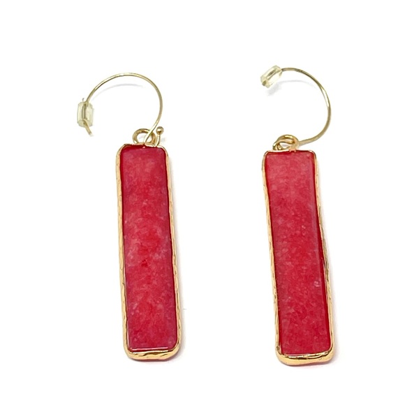 New Anthropologie Ruby Agate Drop Bar Earrings - Picture 2 of 3